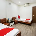 Khach San Giao Thong