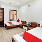 Khach San Giao Thong