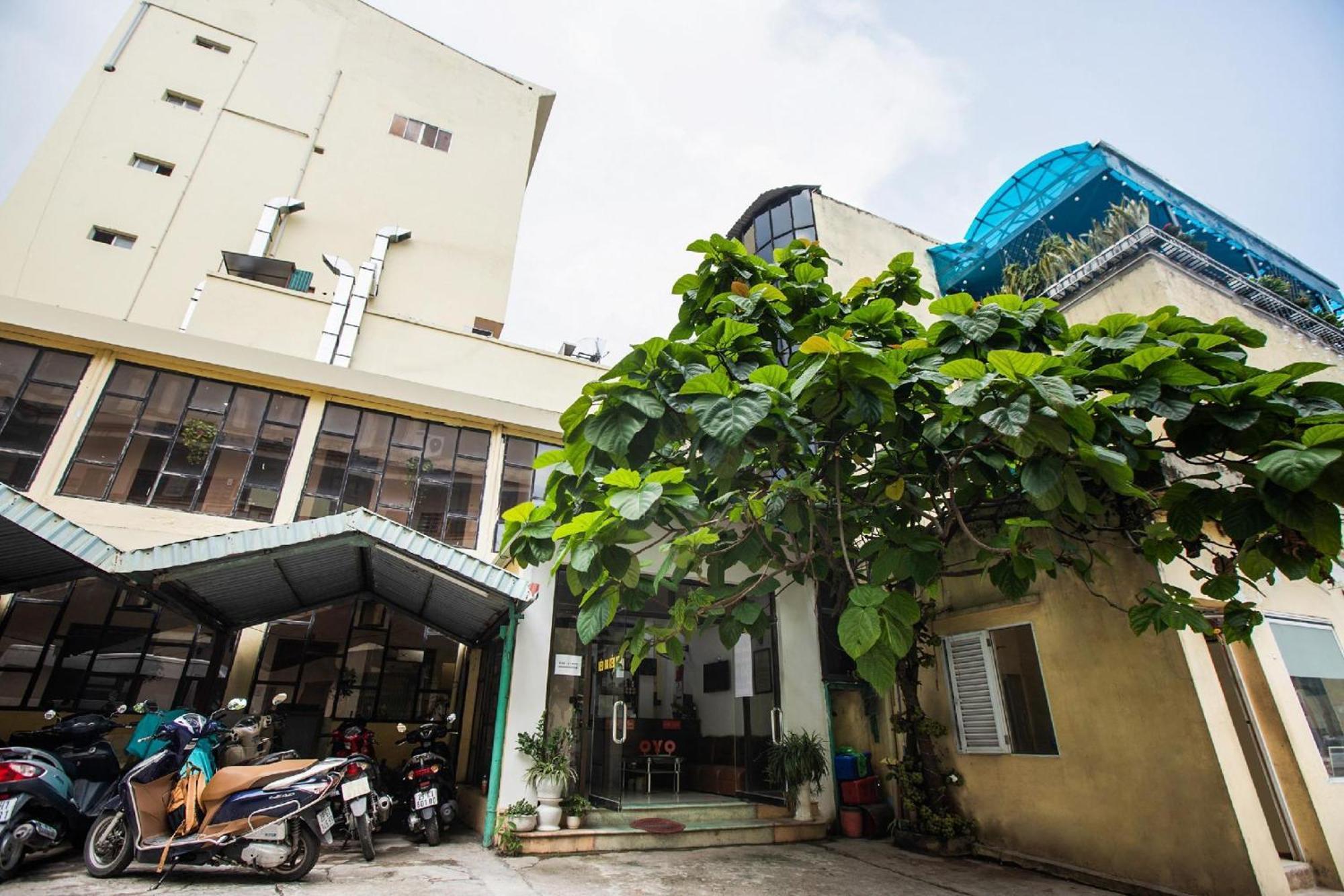 Hotel Khach San Giao Thong 2*